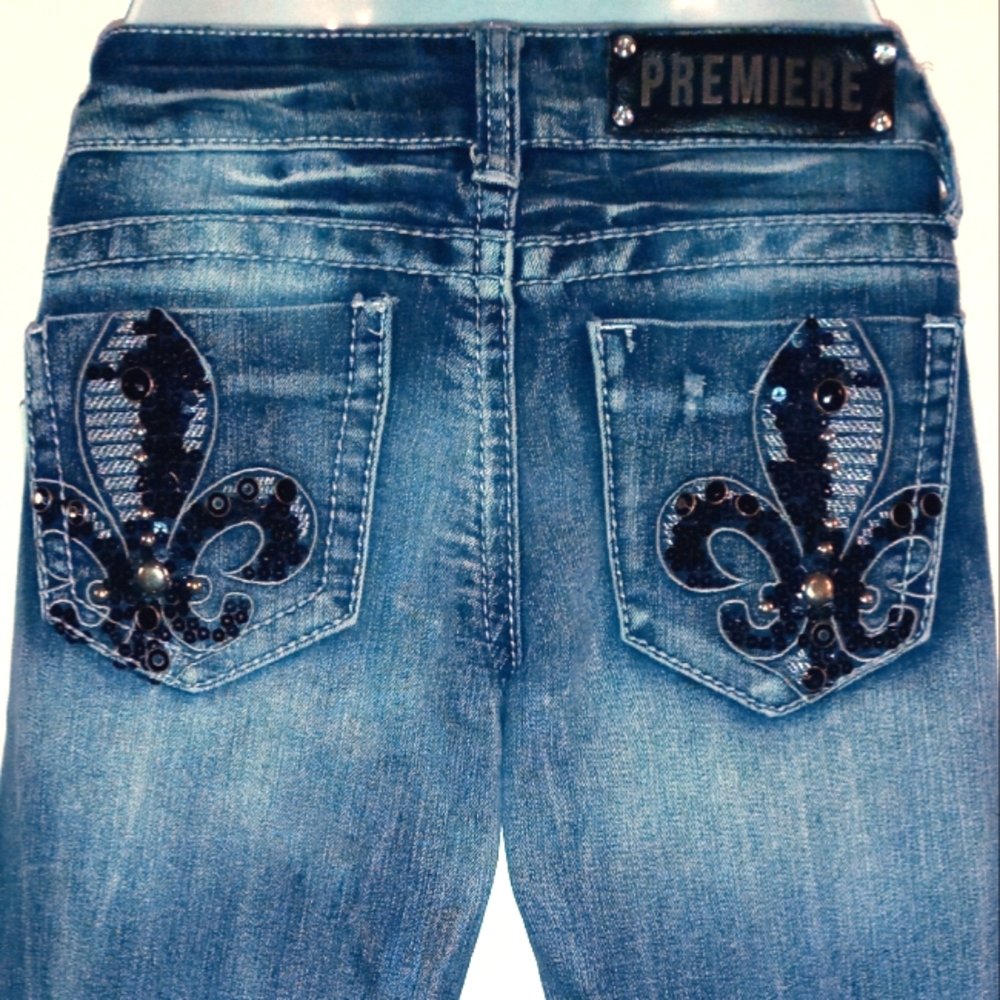 1/2 - PREMIER BY RUE 21 - SKINNY JEANS WITH FLEUR